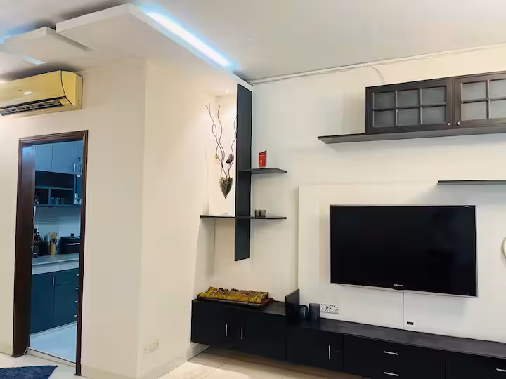 Shared living room · Banani